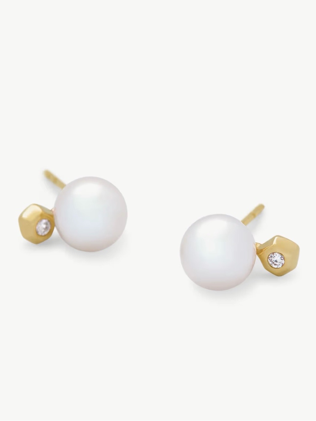 Cathleen 14k Yellow Gold Stud Earrings In Pearl